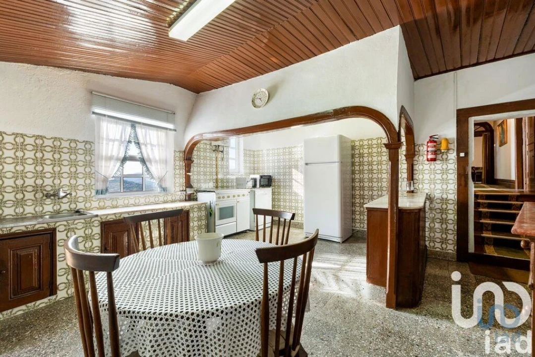 Quinta T8 para Venda em São Martinho de Mouros Foto 13