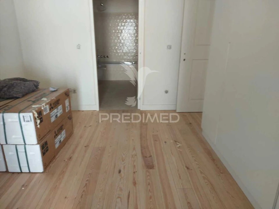 Apartamento T2 para Venda em Penha de França Foto 10