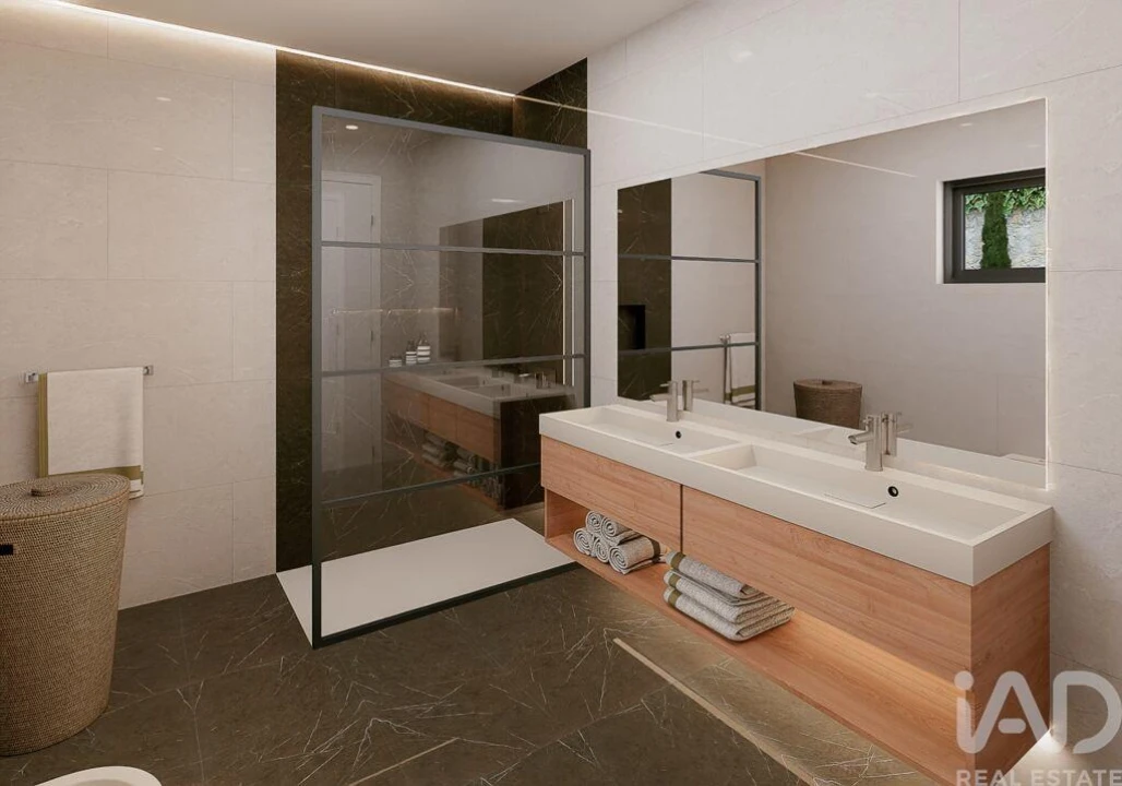 Moradia T5 para Venda em Vimeiro Foto 30