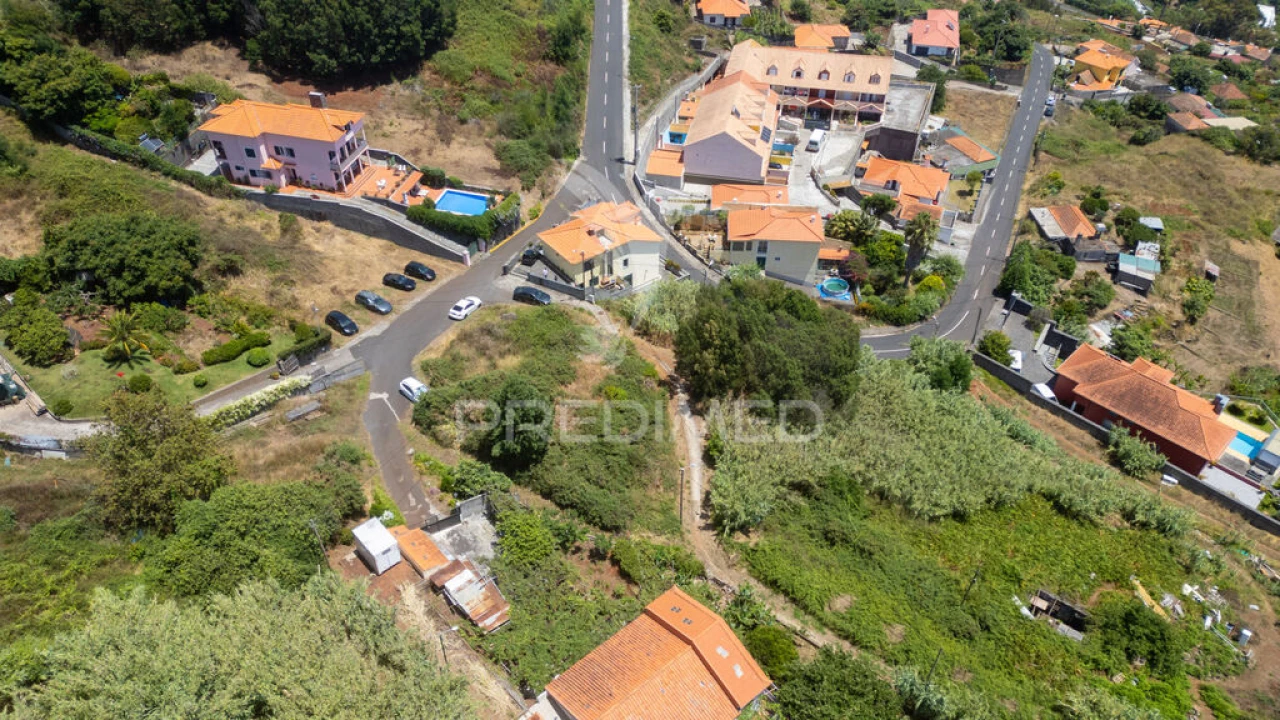 Terreno para Venda em Caniço Foto 6
