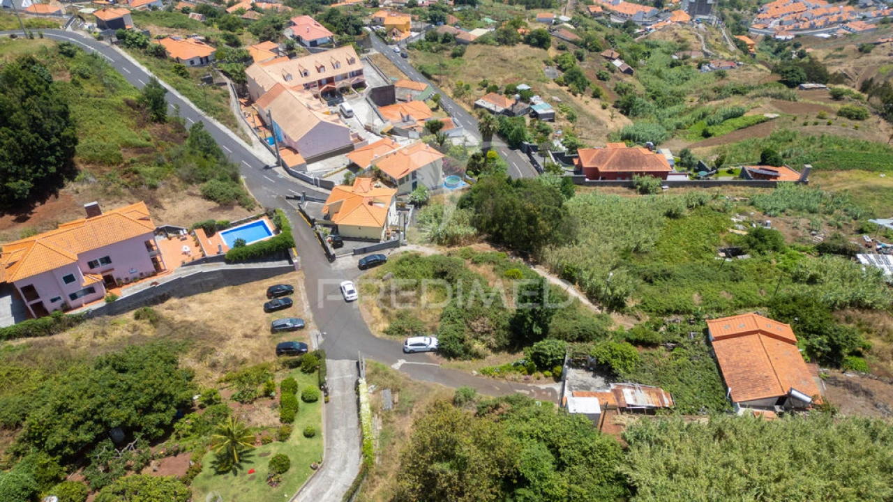 Terreno para Venda em Caniço Foto 5