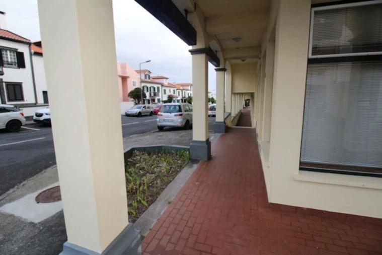 Loja para Venda em Ponta Delgada (São José) Foto 15