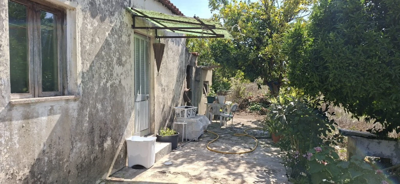 Moradia T2 para Venda em Lago Foto 18