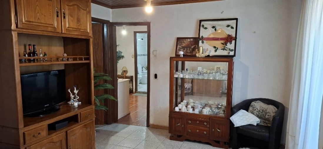 Moradia T2 para Venda em Lago Foto 11