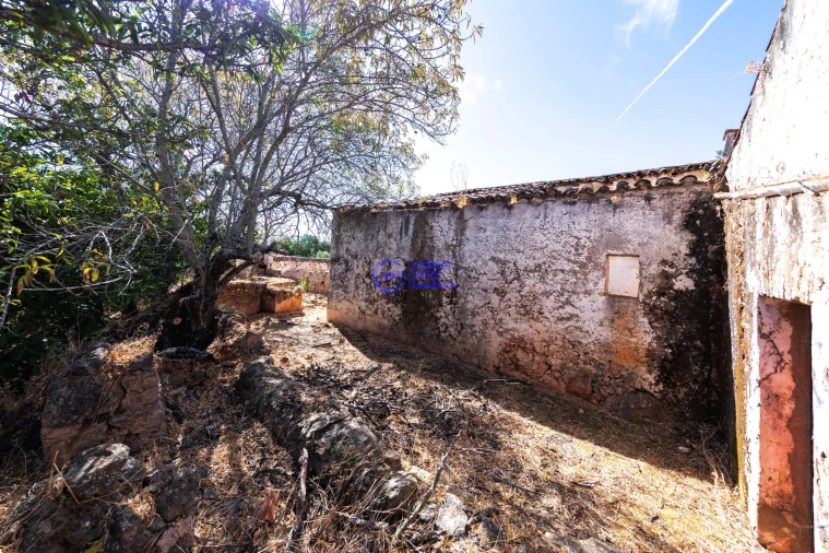 Quinta T4 para Venda em Paderne Foto 22