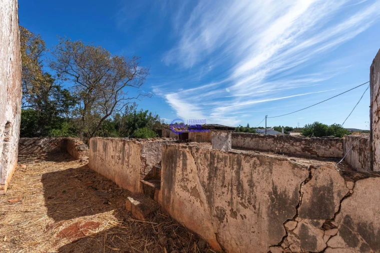 Quinta T4 para Venda em Paderne Foto 18