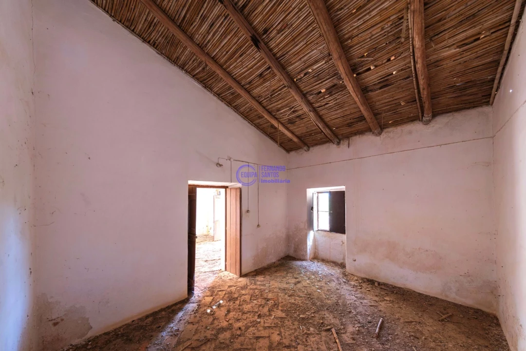 Quinta T4 para Venda em Paderne Foto 9