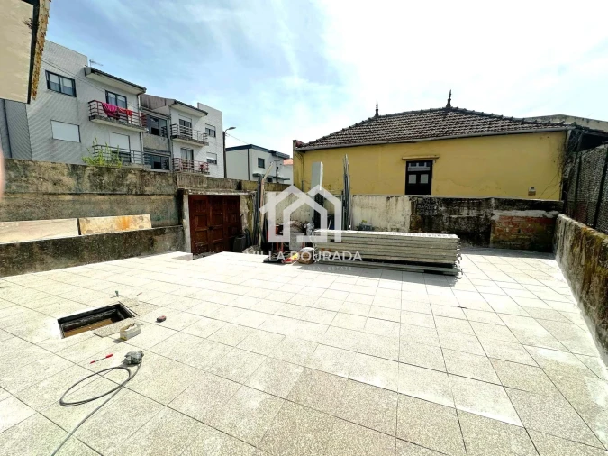 Moradia T4 para Venda em Campanhã Foto 8