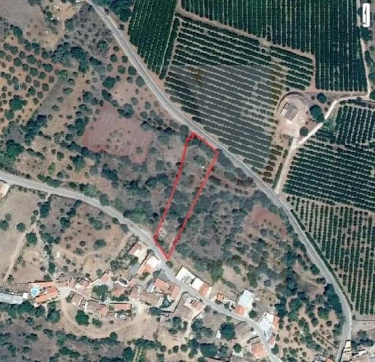 Terreno para Venda em Alte Foto 2