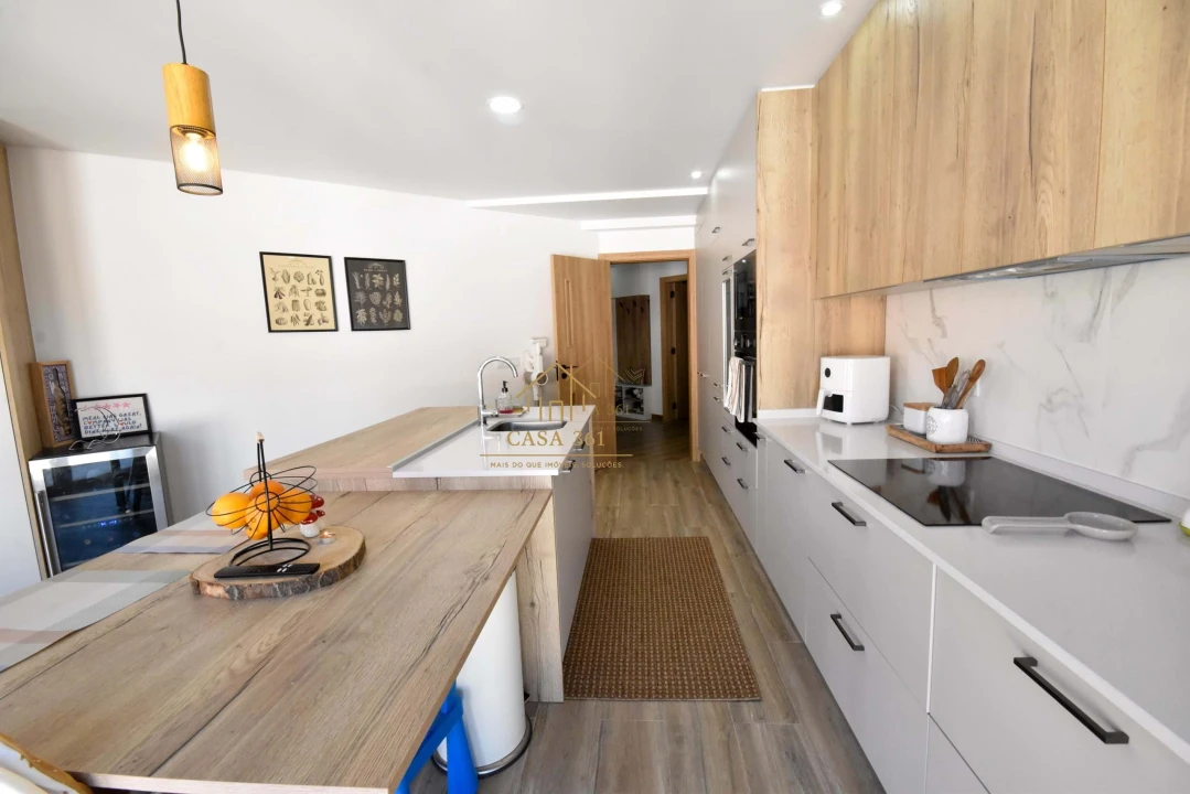 Apartamento T4 para Venda em Castanheira do Ribatejo e Cachoeiras Foto 34