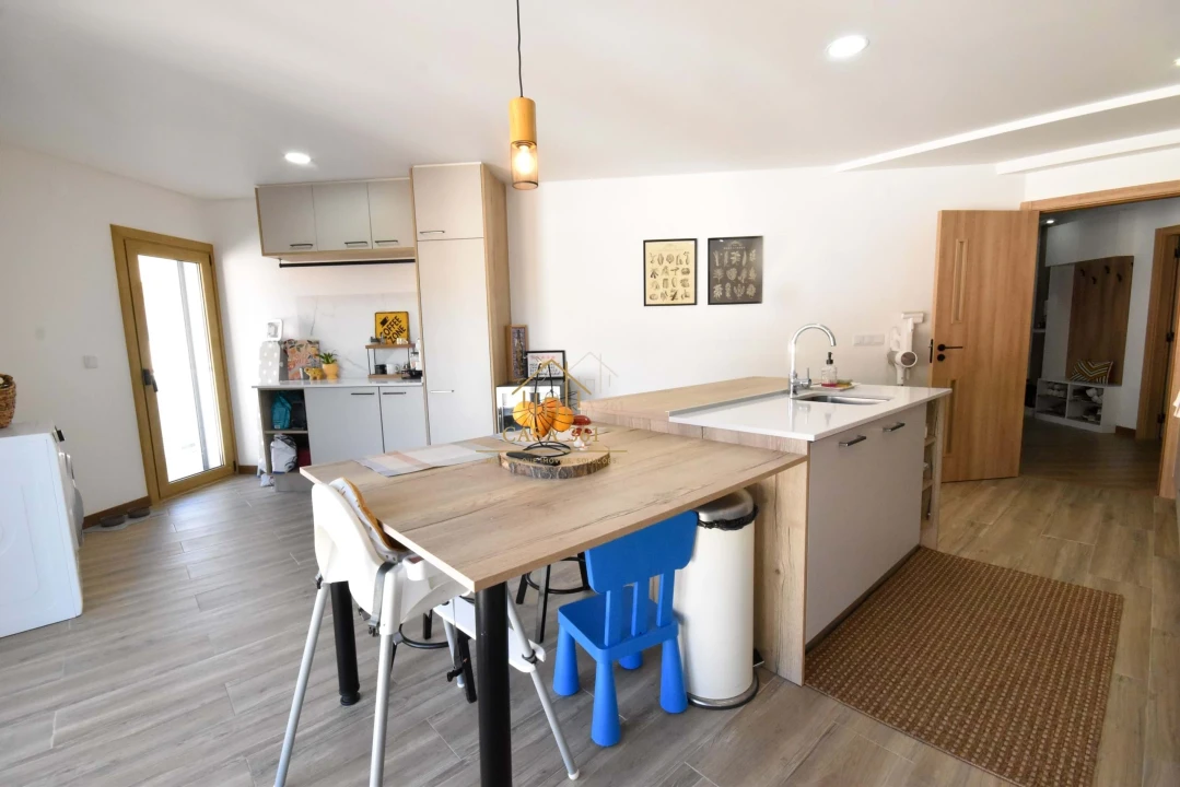 Apartamento T4 para Venda em Castanheira do Ribatejo e Cachoeiras Foto 33