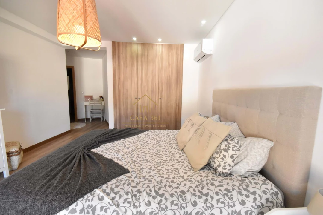 Apartamento T4 para Venda em Castanheira do Ribatejo e Cachoeiras Foto 40