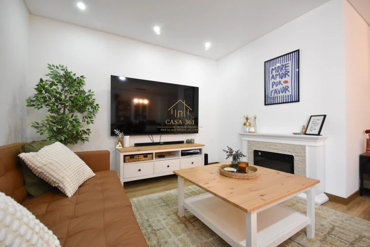 Apartamento T4 para Venda em Castanheira do Ribatejo e Cachoeiras Foto 7