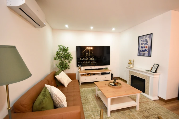 Apartamento T4 para Venda em Castanheira do Ribatejo e Cachoeiras Foto 5