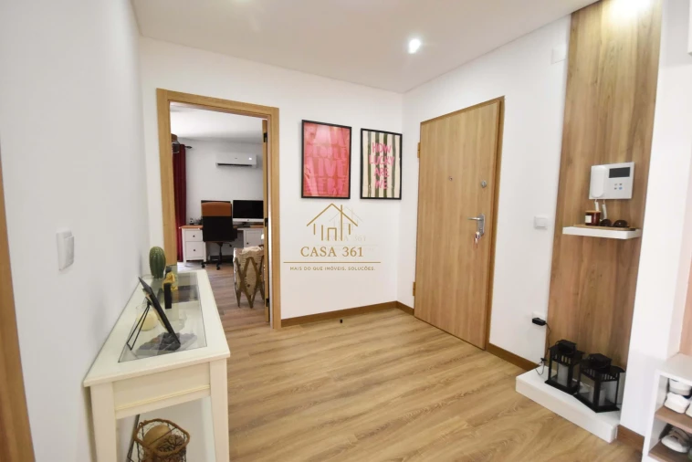 Apartamento T4 para Venda em Castanheira do Ribatejo e Cachoeiras Foto 79