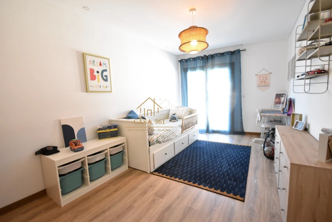 Apartamento T4 para Venda em Castanheira do Ribatejo e Cachoeiras Foto 45