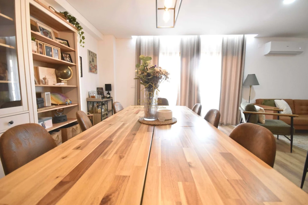 Apartamento T4 para Venda em Castanheira do Ribatejo e Cachoeiras Foto 12