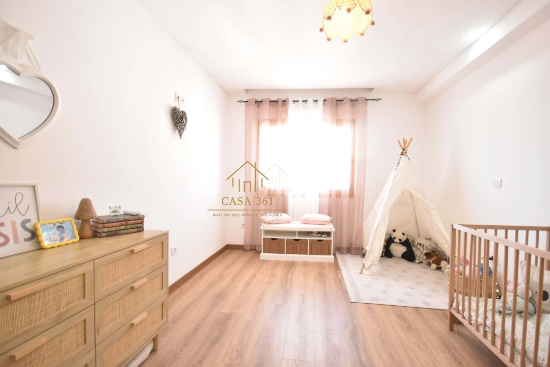 Apartamento T4 para Venda em Castanheira do Ribatejo e Cachoeiras Foto 52