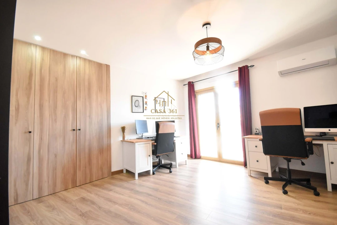 Apartamento T4 para Venda em Castanheira do Ribatejo e Cachoeiras Foto 69