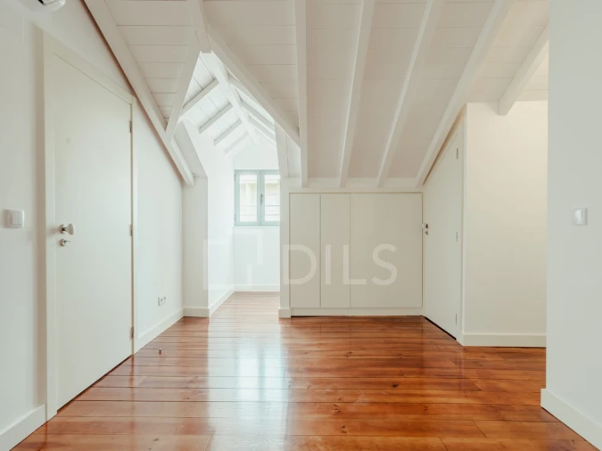 Loja para Venda em Alvalade Foto 11