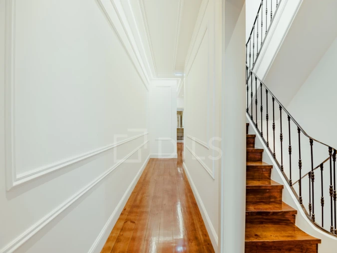 Loja para Venda em Alvalade Foto 13