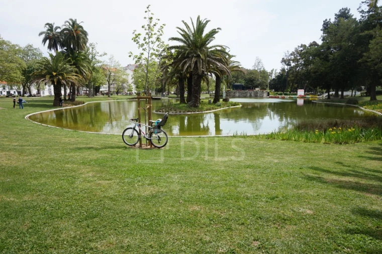 Loja para Venda em Alvalade Foto 20