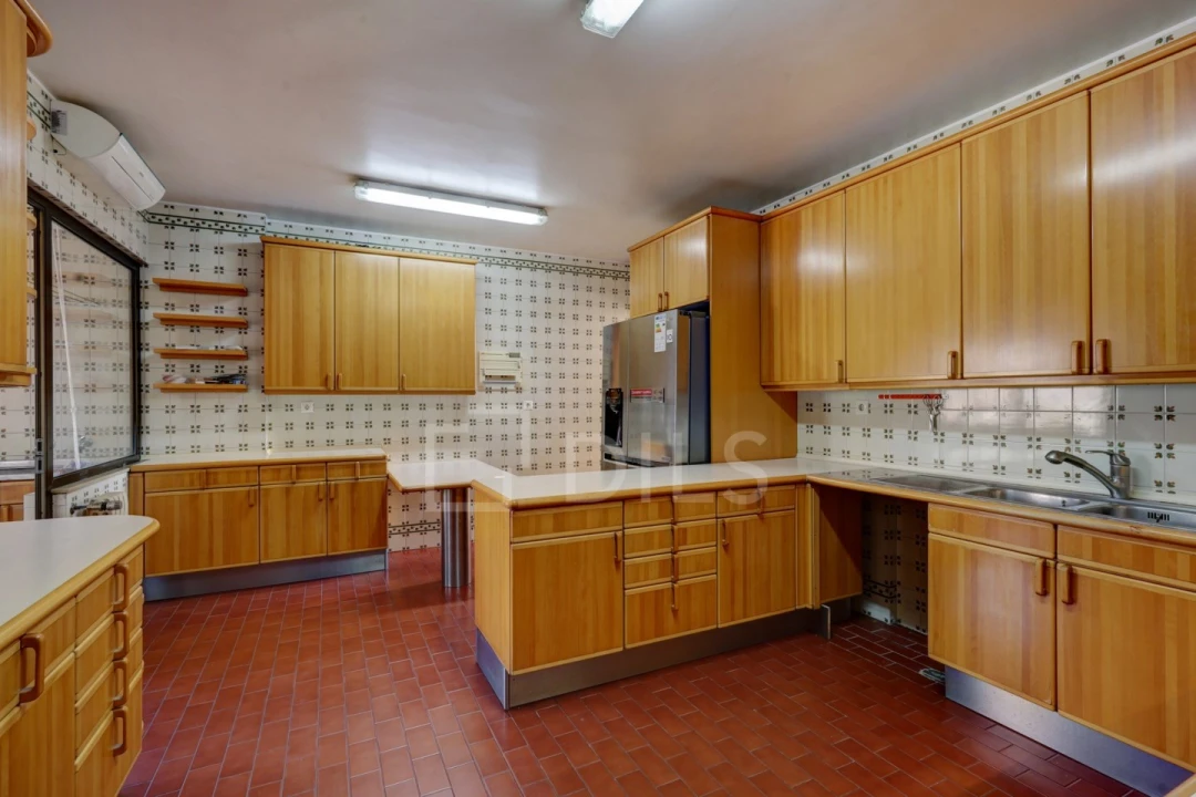Apartamento T4 para Venda em Areeiro Foto 15