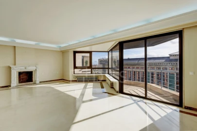 Apartamento T4 para Venda em Areeiro