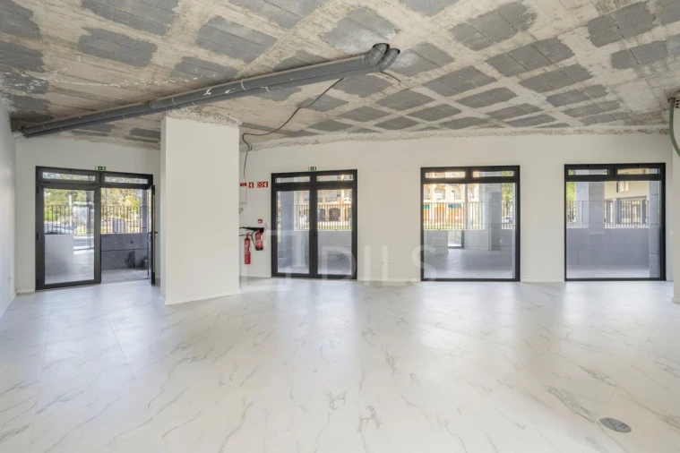 Loja para Venda em Almancil