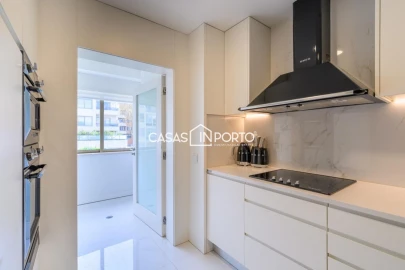 Apartamento T3 para Venda em Aldoar, Foz do Douro e Nevogilde