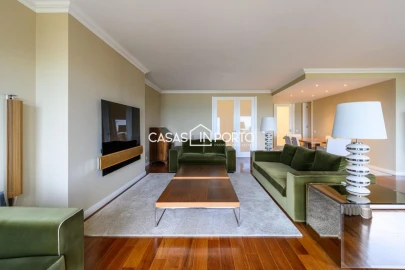 Apartamento T3 para Venda em Aldoar, Foz do Douro e Nevogilde