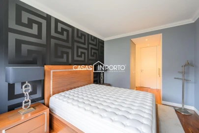 Apartamento T3 para Venda em Aldoar, Foz do Douro e Nevogilde