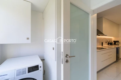 Apartamento T3 para Venda em Aldoar, Foz do Douro e Nevogilde