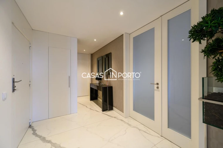Apartamento T3 para Venda em Aldoar, Foz do Douro e Nevogilde Foto 11