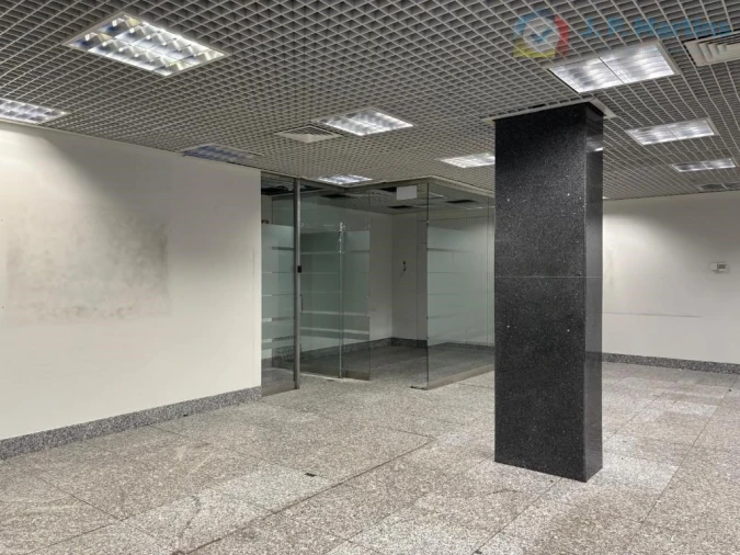 Loja para Venda em Póvoa de Santo Adrião e Olival Basto Foto 2