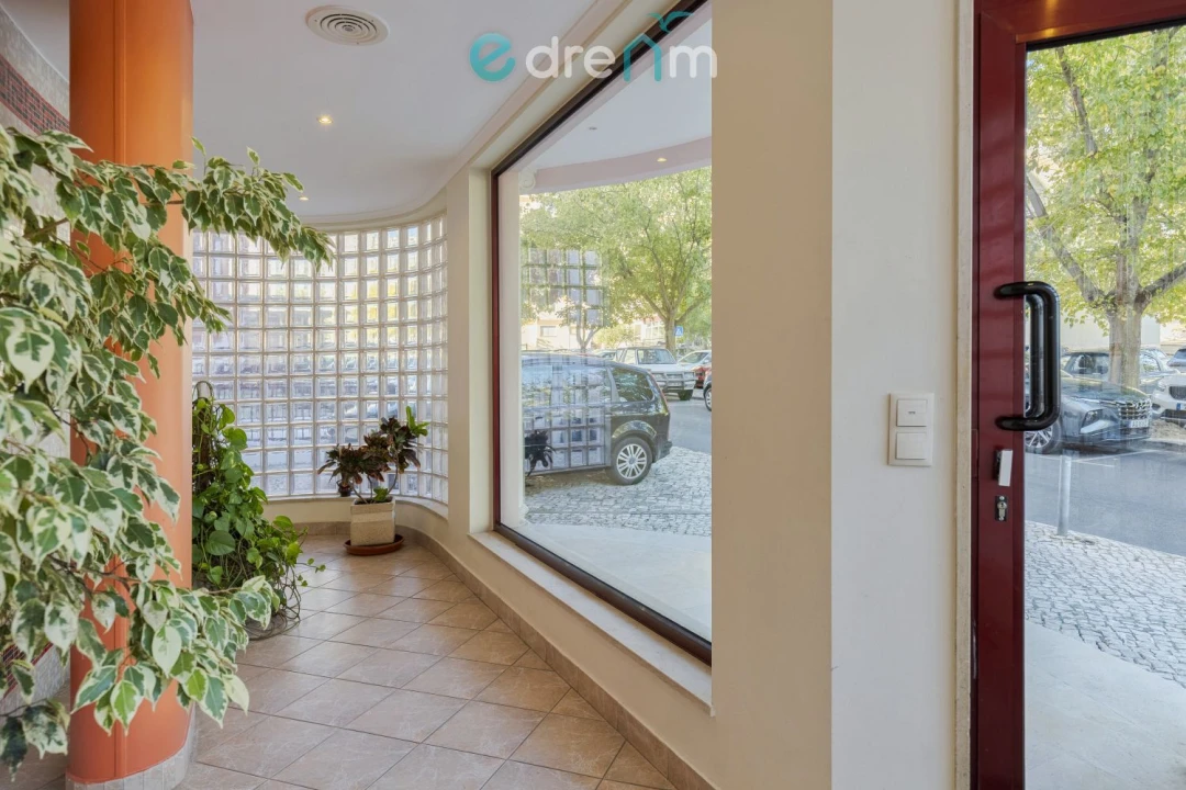 Apartamento T3 para Venda em União das Freguesias de Setúbal Foto 3