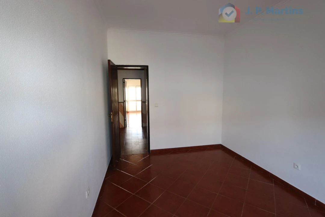 Apartamento T2 para Venda em Moita Foto 8