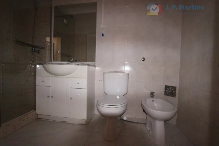 Apartamento T2 para Venda em Moita Foto 9