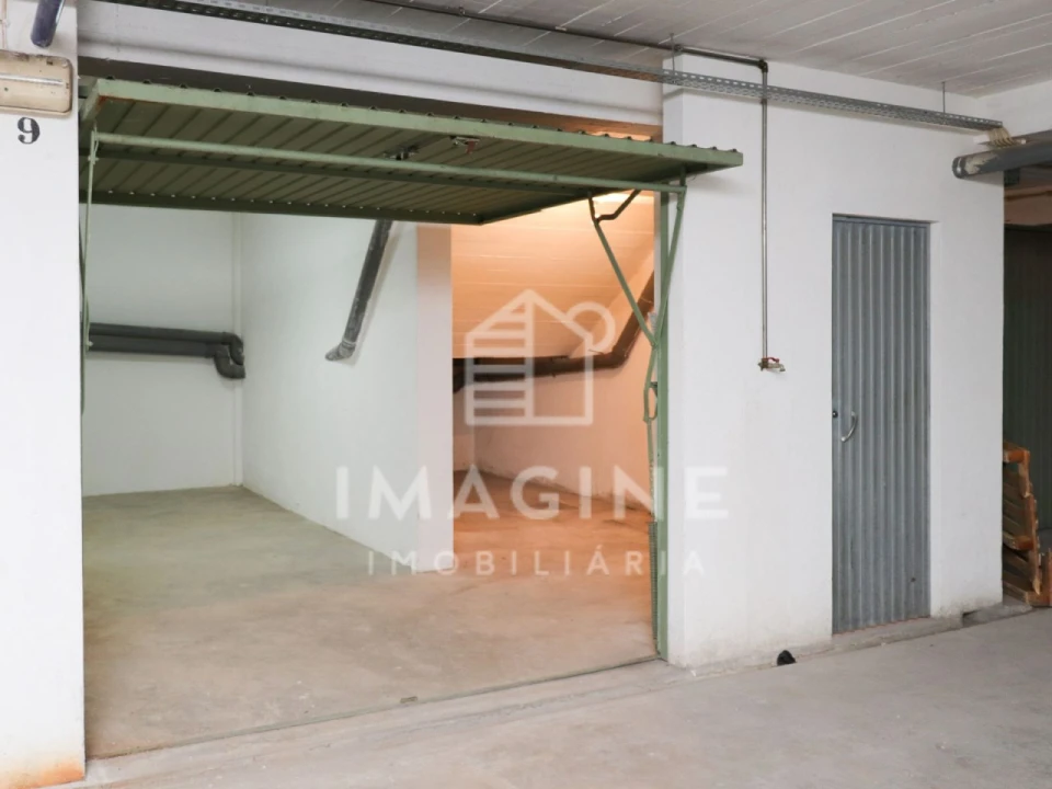 Garagem para Venda em União das Freguesias de Setúbal Foto 5