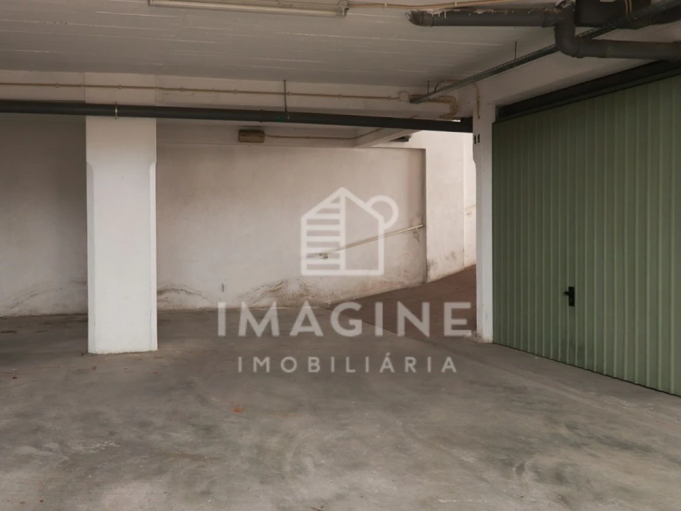 Garagem para Venda em União das Freguesias de Setúbal Foto 7