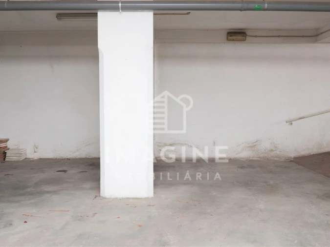 Garagem para Venda em União das Freguesias de Setúbal Foto 8