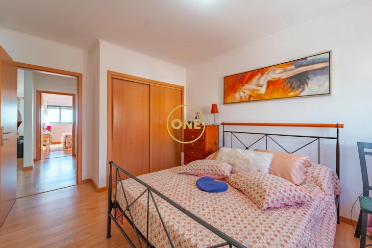 Apartamento T2 para Venda em Rosto do Cão (São Roque) Foto 2