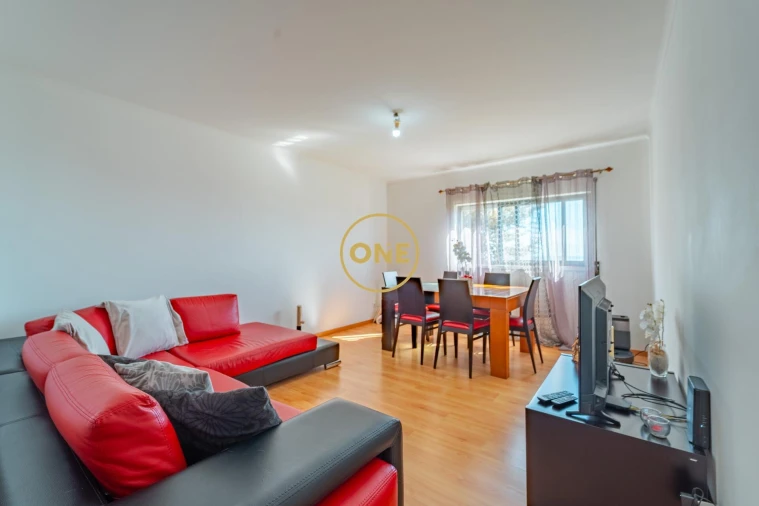 Apartamento T2 para Venda em Rosto do Cão (São Roque) Foto 4