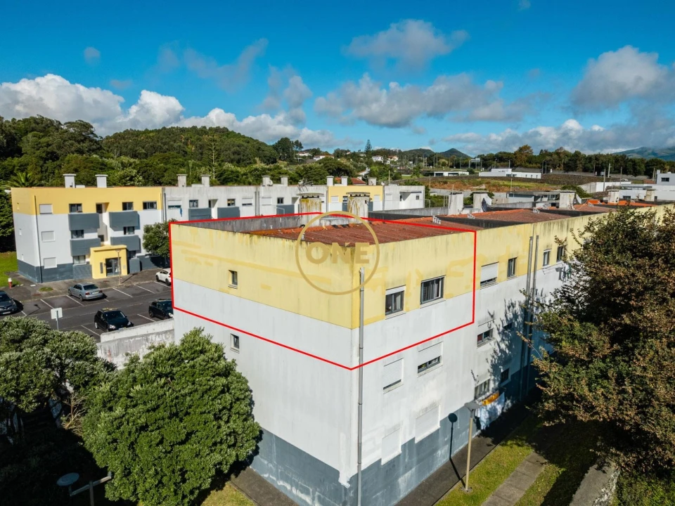 Apartamento T2 para Venda em Rosto do Cão (São Roque) Foto 15