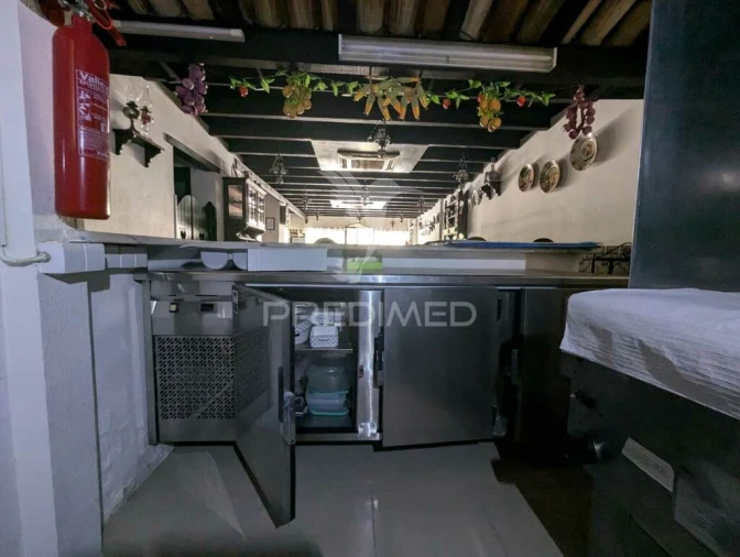 Loja para Venda em Monte Gordo Foto 14