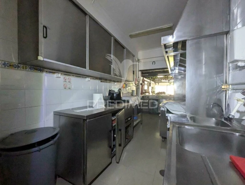 Loja para Venda em Monte Gordo Foto 15