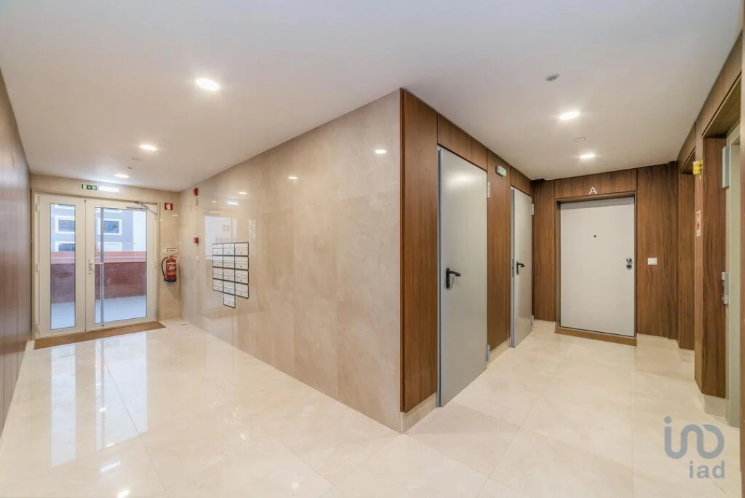 Apartamento T2 para Venda em Tavarede Foto 1