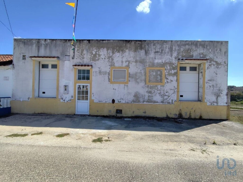 Loja para Venda em Comenda Foto 1