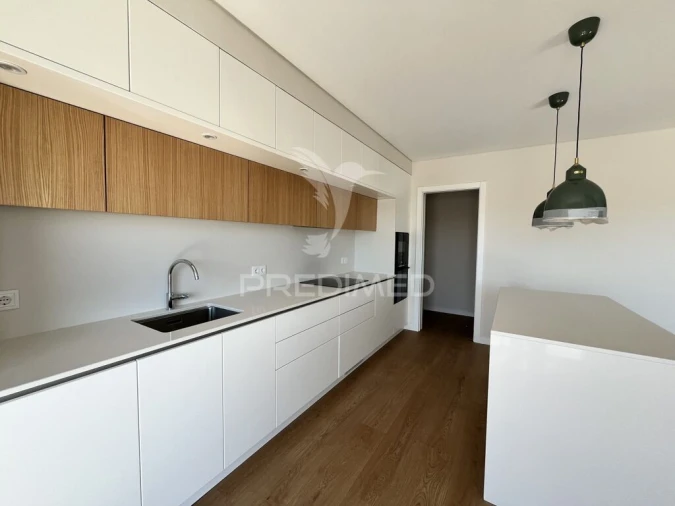 Apartamento T3 para Venda em Olhão Foto 3