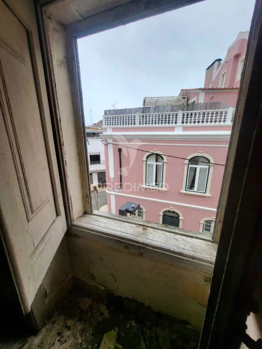 Prédio para Venda em Achete, Azoia de Baixo e Póvoa de Santarém Foto 1